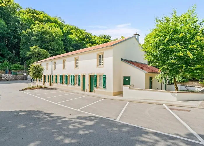 بيت للعطل Lasauvage 85 *